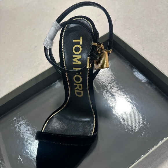 TOM FORD PAD LOCK HEELS size 41 - Picture 1 of 12